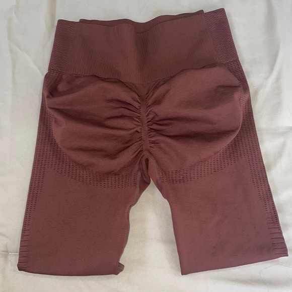 BBL Leggings - Picture 1 of 3